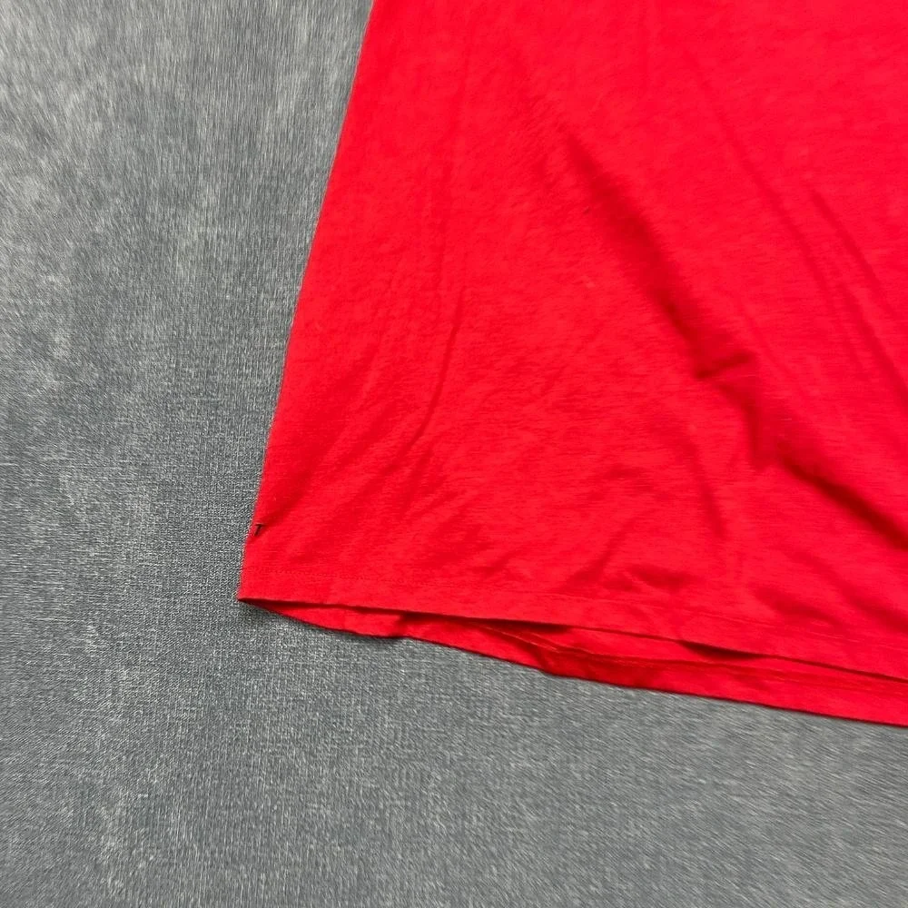 Nike Dri Fit T-Shirt Mens Medium Red Athletic Cut Swoosh Logo Travel Casual Tee
